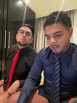 thiagowes online show from 11-25-25, 02:23