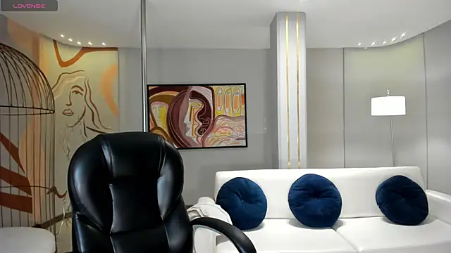 RebeccaHudson online show from 05-19-26, 08:05