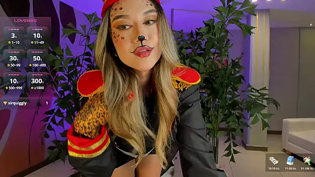 RebeccaHudson online show from 10-31-25, 08:38