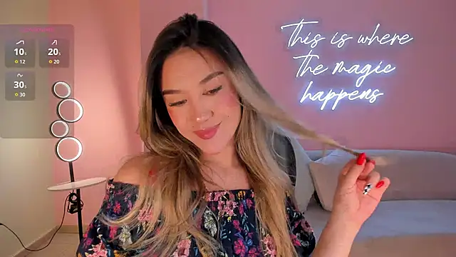 RebeccaHudson online show from 10-30-25, 07:22