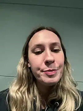 M1ssyk1ssy online show from 01-01-25, 06:49