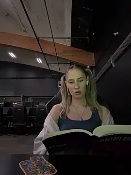 M1ssyk1ssy online show from 03-20-26, 07:15