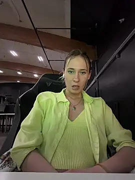 M1ssyk1ssy online show from 04-11-26, 11:19