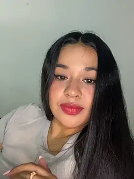 Snapshot of Aitana98_ chatting on 07-05-26, 04:19 Aitana98 online show from 07-05-26, 04:19