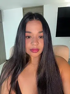 Aitana98  online show from 04-06-26, 01:23