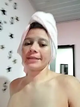 Snapshot of Ari_Alexa444 chatting on 09-19-25, 01:31 Ari Alexa444 online show from 09-19-25, 01:31