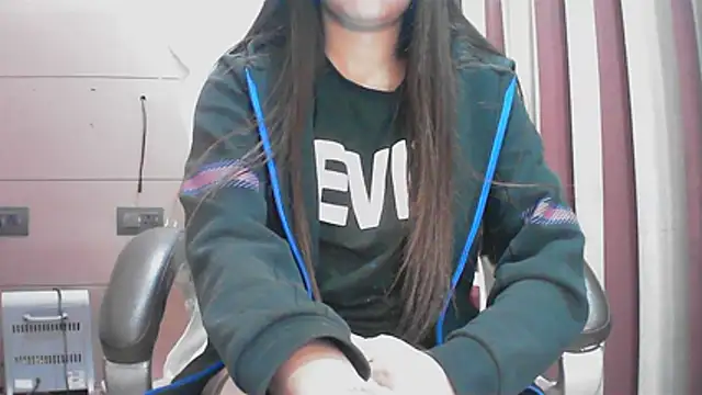 collage hoty online show from 01-14-26, 03:59