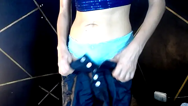 camilawm19 online show from 04-04-26, 11:11