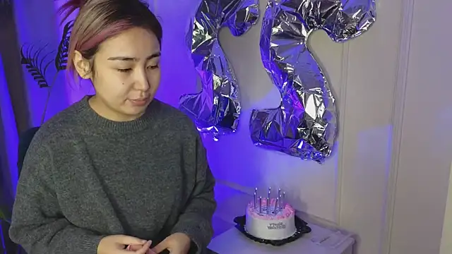 Deiri Delightful online show from 12-13-24, 06:00