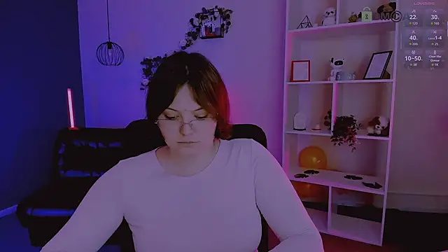 nikole kitt online show from 04-13-26, 06:56