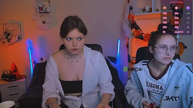 nikole kitt online show from 10-29-25, 08:30