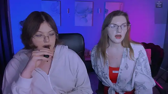 nikole kitt online show from 04-18-26, 06:54