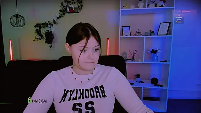 nikole kitt online show from 05-25-26, 06:50