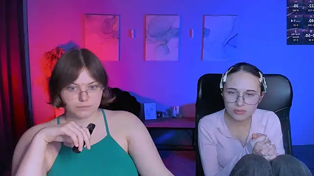 nikole kitt online show from 04-14-26, 07:52