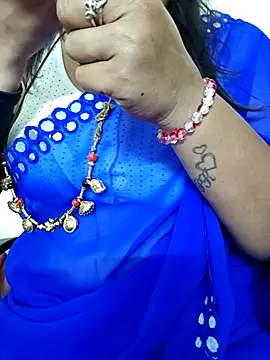 gaurika18 online show from 11-20-25, 10:49