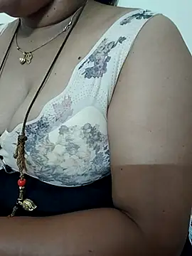 gaurika18 online show from 10-08-25, 08:16