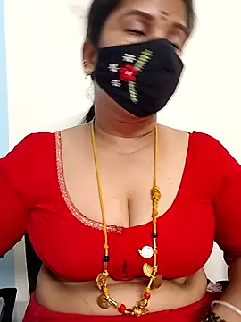Snapshot of gaurika18 chatting on 06-06-26, 05:40 gaurika18 online show from 06-06-26, 05:40