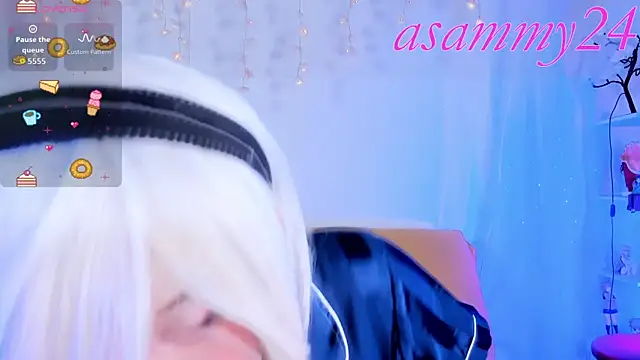 Lilith Asami online show from 11-23-25, 09:52