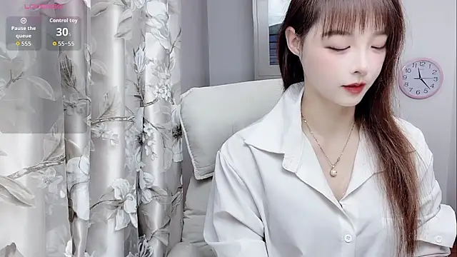 NINIbaby-99 online show from 11-23-25, 03:22