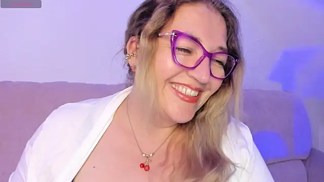 Naty Mature  online show from 06-23-26, 10:41