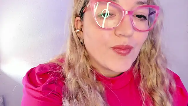 Naty Mature  online show from 12-15-25, 11:05