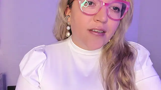 Naty Mature  online show from 11-11-25, 05:30