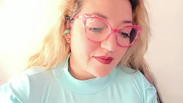 Naty Mature  online show from 12-02-25, 12:18