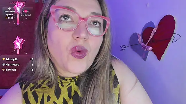 Snapshot of Naty_Mature_ chatting on 03-10-25, 11:27 Naty Mature online show from 03-10-25, 11:27