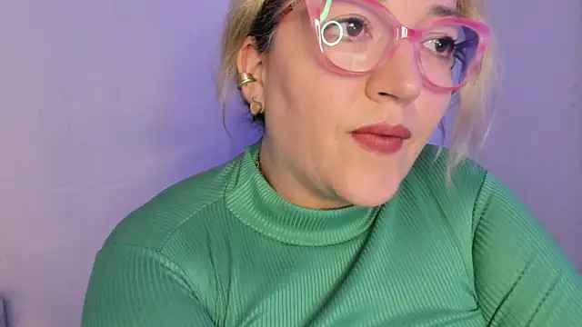 Naty Mature  online show from 12-19-25, 10:23