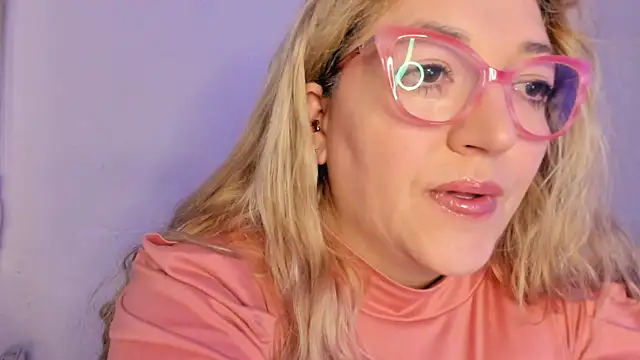 Naty Mature  online show from 12-18-25, 08:23