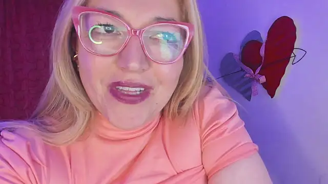 Snapshot of Naty_Mature_ chatting on 03-22-25, 05:39 Naty Mature online show from 03-22-25, 05:39