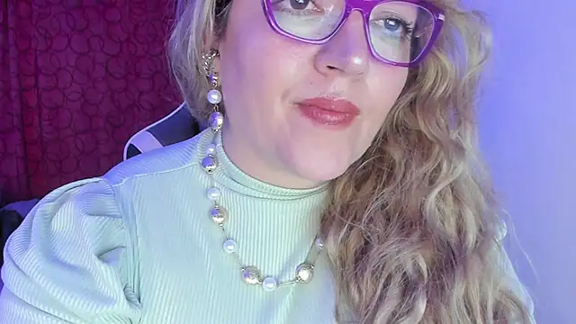 Snapshot of Naty_Mature_ chatting on 09-16-25, 01:06 Naty Mature online show from 09-16-25, 01:06