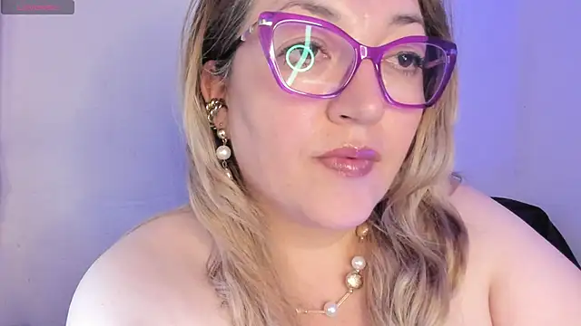 Naty Mature  online show from 05-26-26, 07:12