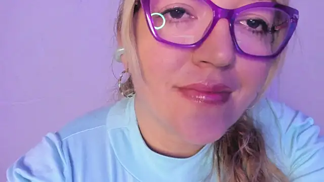 Snapshot of Naty_Mature_ chatting on 10-06-25, 09:59 Naty Mature online show from 10-06-25, 09:59