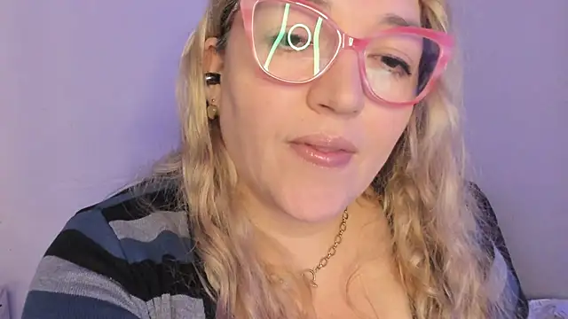 Naty Mature  online show from 12-20-25, 06:11