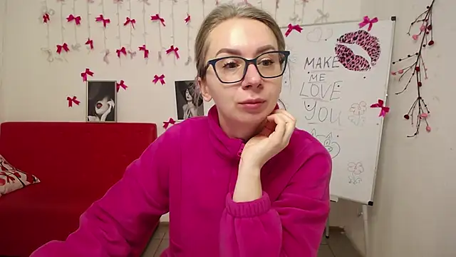 Snapshot of VasilisaSii chatting on 02-23-26, 06:03 VasilisaSii online show from 02-23-26, 06:03