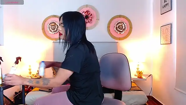 Snapshot of zoe_hecate_sexx chatting on 04-29-26, 08:48 zoe hecate sexx online show from 04-29-26, 08:48