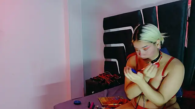 AliceandMax online show from 03-03-26, 01:40