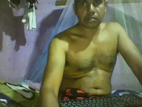 Snapshot of roundbunny chatting on 12-09-24, 04:37 roundbunny online show from 12-09-24, 04:37