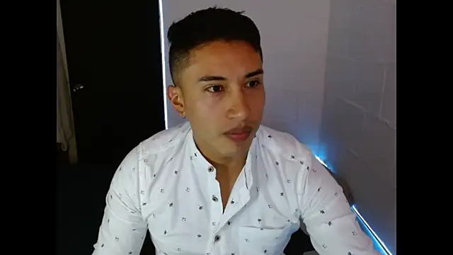 Snapshot of Davixx258 chatting on 02-25-25, 08:42 Davixx258 online show from 02-25-25, 08:42