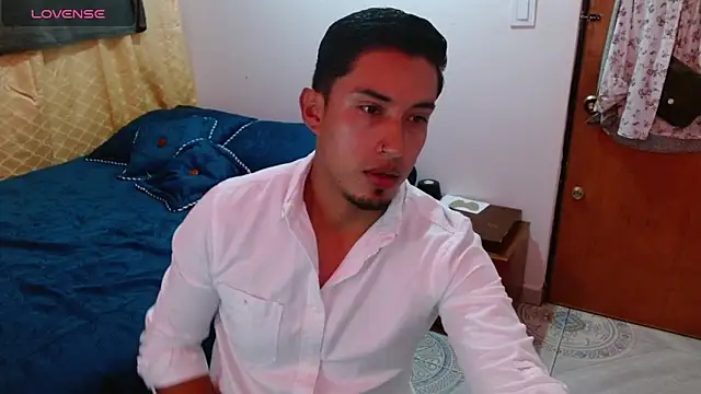 Snapshot of Davixx258 chatting on 03-02-26, 11:33 Davixx258 online show from 03-02-26, 11:33