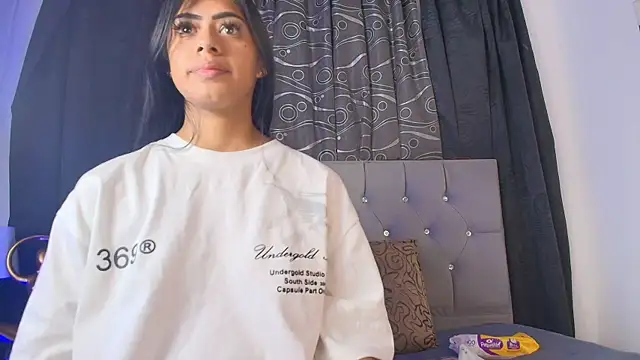 meggan 77 online show from 11-12-25, 04:27