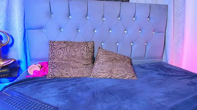 meggan 77 online show from 11-30-25, 08:26