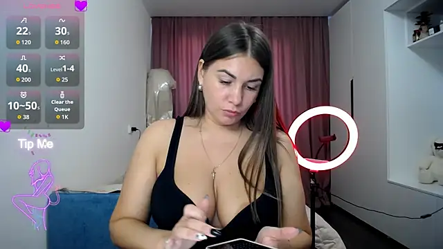 LinaSparks online show from 04-01-26, 02:36