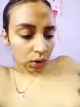 Snapshot of emma_ambar chatting on 02-19-25, 03:50 emma ambar online show from 02-19-25, 03:50