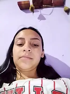 Snapshot of emma_ambar chatting on 01-21-25, 03:26 emma ambar online show from 01-21-25, 03:26