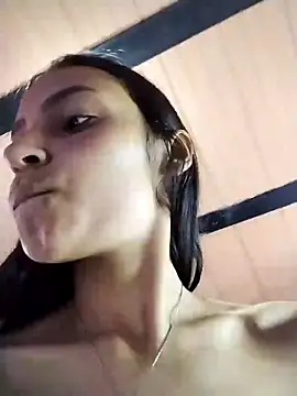 Snapshot of emma_ambar chatting on 03-14-25, 04:43 emma ambar online show from 03-14-25, 04:43