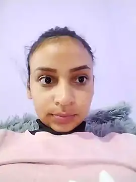 Snapshot of emma_ambar chatting on 03-18-25, 01:13 emma ambar online show from 03-18-25, 01:13