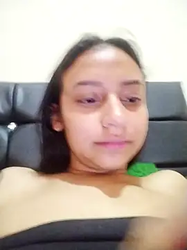 Snapshot of emma_ambar chatting on 09-17-25, 04:20 emma ambar online show from 09-17-25, 04:20