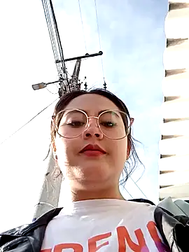 lara moon25 online show from 01-13-25, 09:20